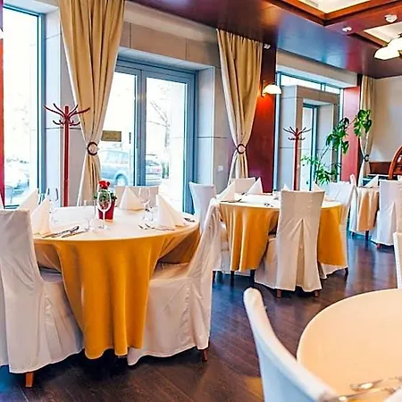 Admiral Hotell 4*