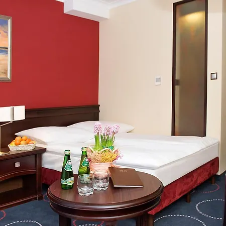 Hotel Admiral 4*